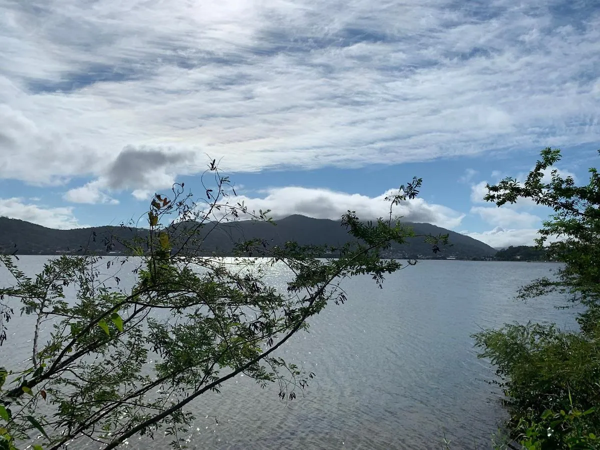 Casa Paradisiaca Na Lagoa Da Conceicao Florianopolis Brazil